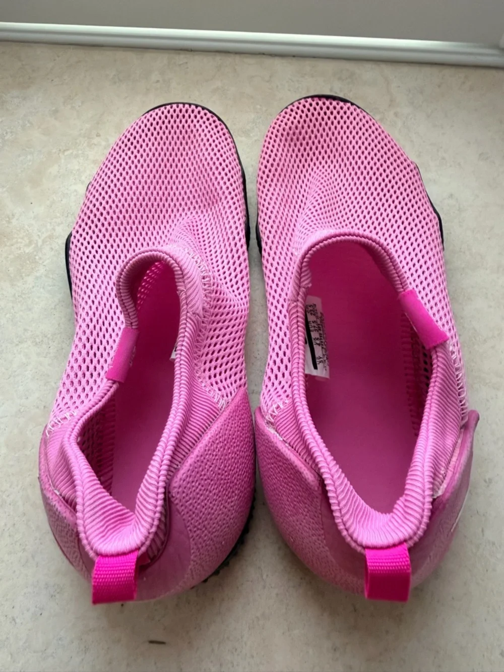 Nike Aquasock 360 Pink Mesh Slip-On Water Shoe with Black Sole